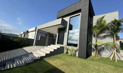 Casa para Venda em Criciúma, Mina do Mato, 3 dormitórios, 1 suíte, 3 banheiros, 2 vagas