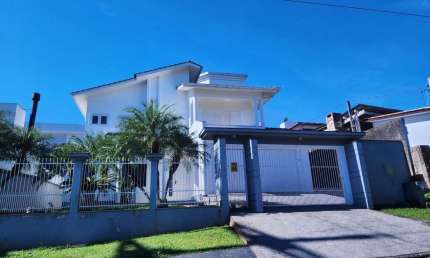 Casa para Venda em Criciúma, Pio Corrêa, 4 dormitórios, 1 suíte, 3 banheiros, 2 vagas
