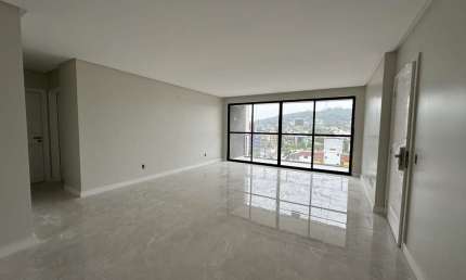 Apartamento para Venda em Criciúma, Pio Corrêa, 3 dormitórios, 3 suítes, 4 banheiros, 3 vagas