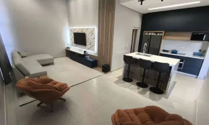 Casa para Venda em Criciúma, Vila Floresta II, 3 dormitórios, 1 suíte, 3 banheiros, 2 vagas