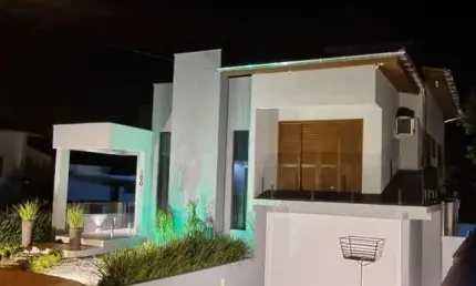 Casa para Venda em Criciúma, São Defende, 3 dormitórios, 1 suíte, 2 banheiros, 3 vagas