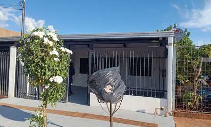 Casa com 2 quartos para alugar na Rua Maurício de Nassau, 801, Jardim Tijuca, Campo Grande