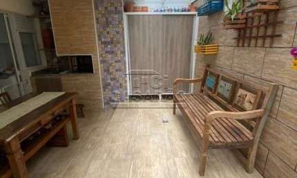Apartamento Térreo -com quintal -Bairro Santa Maria