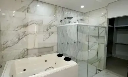 Casa com 3 quartos à venda na Alameda Peroba do Campo, 87, Aclimação, Uberlândia