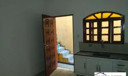 Casa com 1 quarto para alugar no Jardim Cinira, Itapecerica da Serra 
