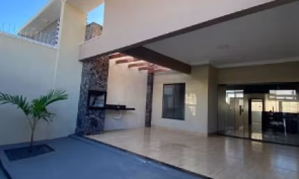 Lindo imovel 3 dormitórios sendo 1 suite com  Recém reformado, oótima localização