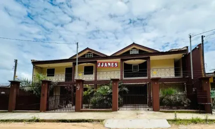 Casa com 4 quartos para alugar na Lucídeo Antunes Porciuncula, 87, Jardim Krahe, Viamão por R$ 12.000