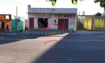 Casa comercial à venda na avenida liberdade, 1340, santa isabel, viamão por r$ 980.000