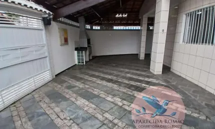 Sobrado para Venda em Praia Grande, Aviação, 3 dormitórios, 3 banheiros, 2 vagas