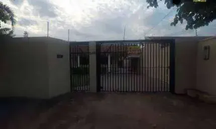 Casa com 3 dormitórios, 223 m² - Jardim Jóquei Club - Campo Grande/MS