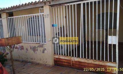 Casa com 3 dormitórios para alugar, 100 m² por R$ 935/mês - Coophatrabalho - Campo Grande/MS