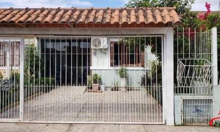 Casa com 2 quartos à venda na Rua Doutor Raphael Loro, 155, Hípica, Porto Alegre
