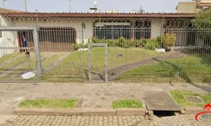 Casa com 4 quartos à venda na Rua Jacipuia, 201, Guarujá, Porto Alegre