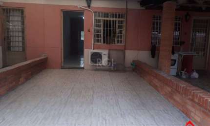 Casa com 2 quartos à venda na Avenida João Antônio Silveira, 885, Restinga, Porto Alegre