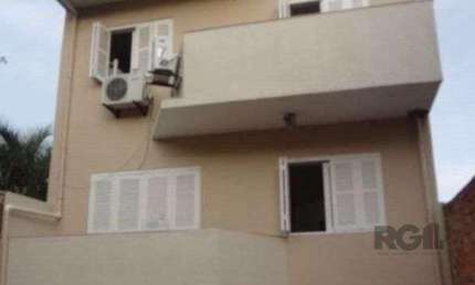 Casa em condomínio 3 dormitórios no bairro Santa Tereza