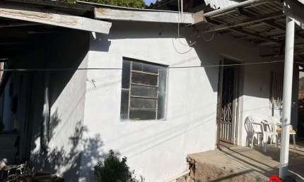Casa com 2 quartos à venda na Estrada Afonso Lourenço Mariante, 354, Belém Velho, Porto Alegre
