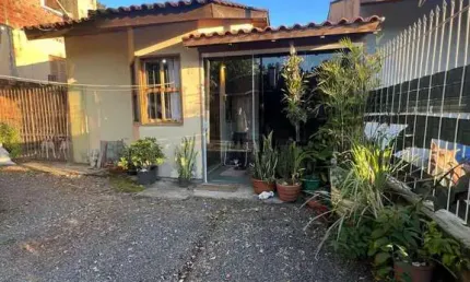 Casa com 2 quartos à venda na Rua Capitão Pedroso, 769, Restinga, Porto Alegre