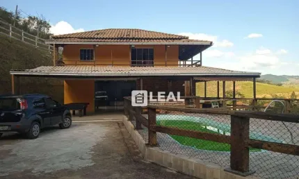 Chácara com 3 dormitórios à venda, 3800 m² por R$ 780.000,00 - Parque das Colinas - Matias Barbosa/MG