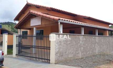 Casa com 2 dormitórios à venda, 100 m² por R$ 375.000,00 - Miragem - Simão Pereira/MG