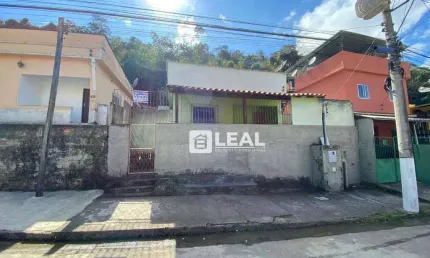 Casa com 2 dormitórios à venda por R$ 220.000,00 - Monte Alegre - Matias Barbosa/MG