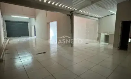 Casa comercial para alugar no Dois Córregos, Piracicaba 