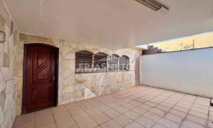 Casa com 7 quartos para alugar na Cidade Alta, Piracicaba 