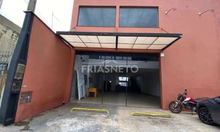 Salão Comercial com Mezanino e Churrasqueira , 310 m² Construídos