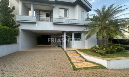 Casa em condomínio na região do Bairro Dois Corregos em Piracicaba