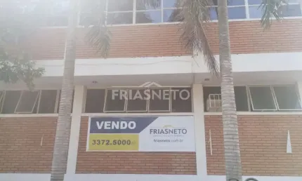 Prédio comercial para alugar com 2 pavimentos copa e banheiros