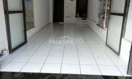 Casa com 4 quartos para alugar no Centro, Piracicaba 