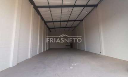 Barracão comercial para alugar em Piracicaba, no bairro Pompéia.