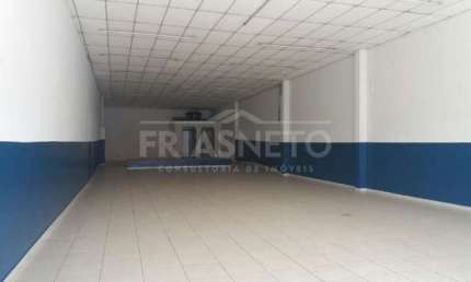 Salão comercial na Avenida Armando Salles em Piracicaba