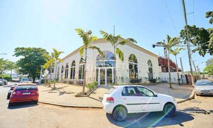 Charmoso imóvel comercial para locação em localização privilegiada!