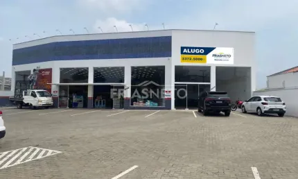 Salão comercial para locação na Avenida Dois Córregos