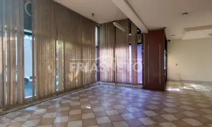 Casa comercial à venda no Centro, Piracicaba 