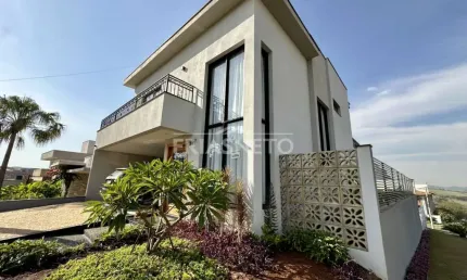 Casa à venda no condomínio Residencial Villa D`Aquila