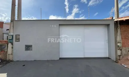 Casa à venda no bairro Parque Nossa Senhora das Graças