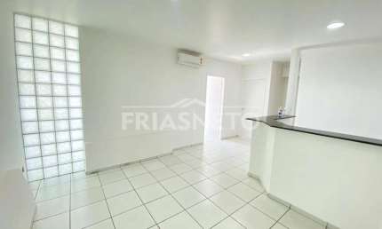Sala comercial com 64m² para Alugar na Avenida Independência.