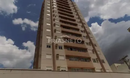 Apartamento no centro da cidade com três dormitórios