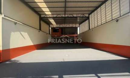 Comercial/Salão - Comercial - No bairro Piracicamirim