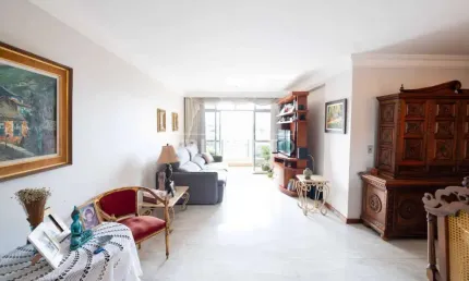 Apartamento à venda no condomínio Edifício Cisne Branco