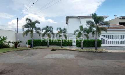 Casa em condomínio fechado com 3 quartos à venda no Dois Córregos, Piracicaba 
