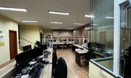 Imóvel comercial à venda (ótimo para escritório em geral)