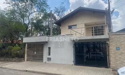 Casa comercial/residencial região de santa terezinha