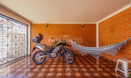 Casa com 5 quartos à venda no Castelinho, Piracicaba 
