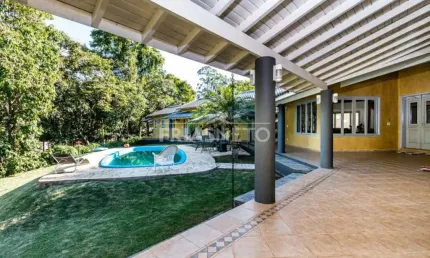 Casa para Venda e Locação no Condomínio Colinas do Piracicaba