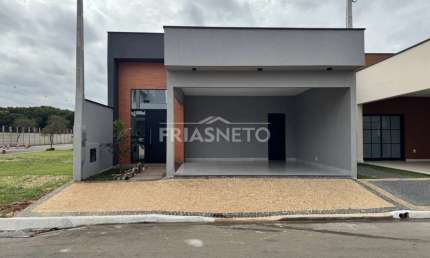 Casa à venda no condomínio Recanto do Piracicamirim