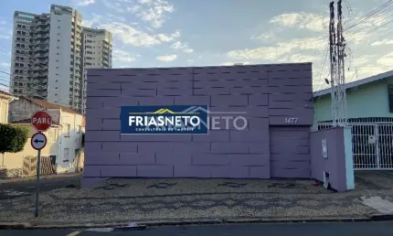 Centro  Imóvel Comercial de Esquina com 6 Salas Climatizadas + 3 salas , Quintal Gourmet e vagas de Recuo
