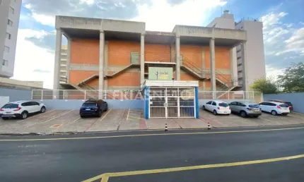 Salão comercial para alugar no centro de piracicaba próximo à rua do porto