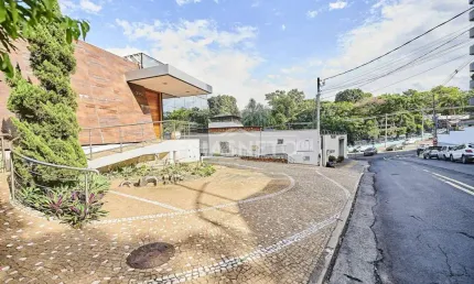 Imóvel comercial localizado no bairro jardim europa, próximo ao clube de campo.